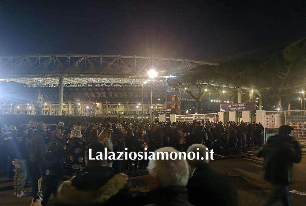 Lazio - Inter, che entusiasmo! File ai tornelli di Nord e Tribuna Tevere - FT