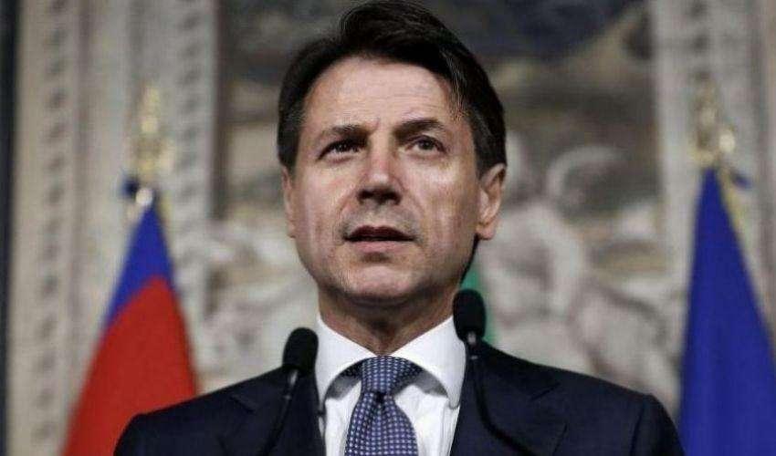 Coronavirus / Conte: "È il periodo più rischioso, non siamo ancora al picco dei contagi"
