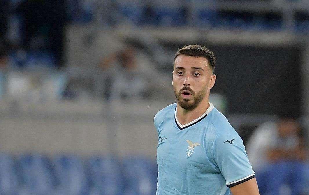 Lazio, Gila torna in campo: la gioia social del difensore - FOTO