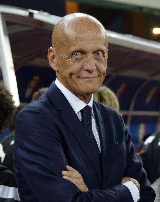 Globe Soccer, Collina spiega la VAR: "Decide sempre l'arbitro"