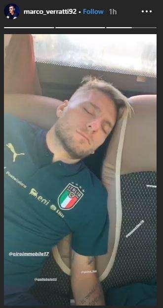 Italia, il pisolino di Immobile diverte Verratti - FOTO