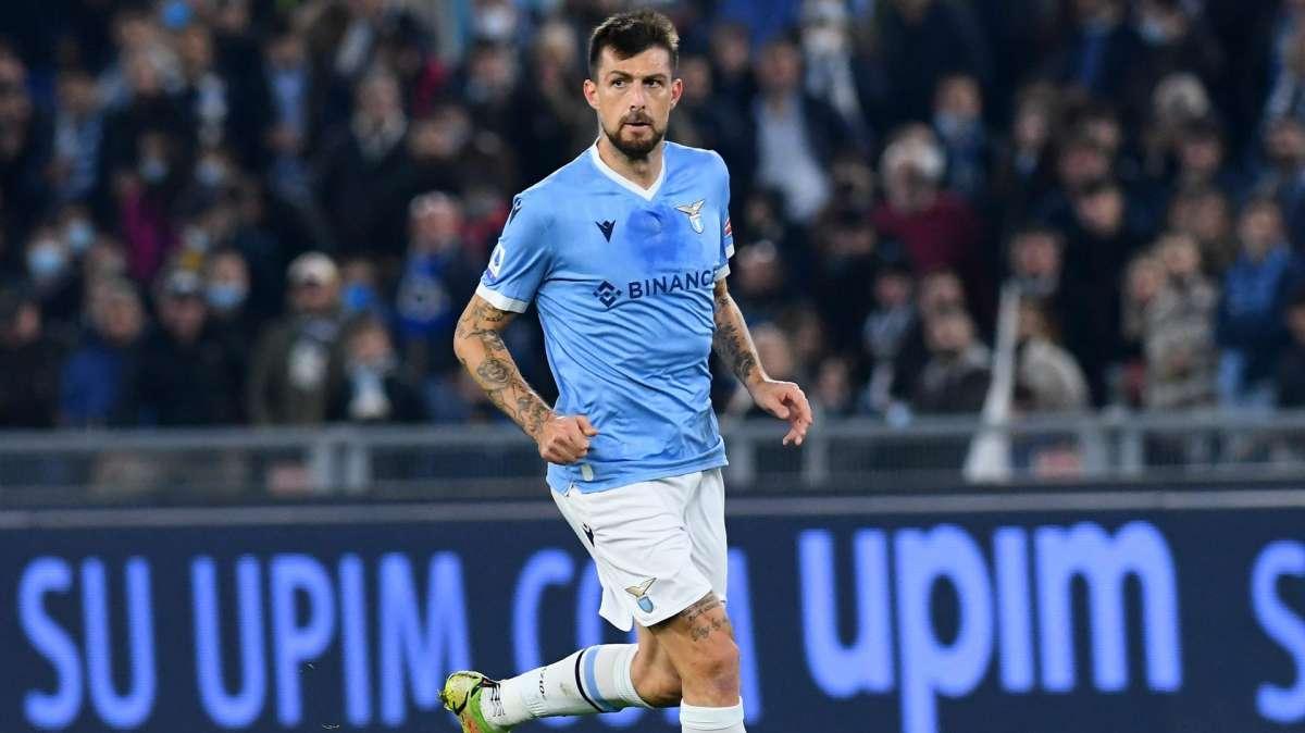 Calciomercato Lazio, Gosens può riaprire Acerbi all'Inter: i dettagli