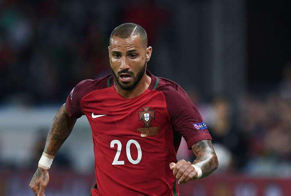 L’incredibile presentazione del Vitoria Guimaraes per Quaresma: “Lunga vita al Re” – VD