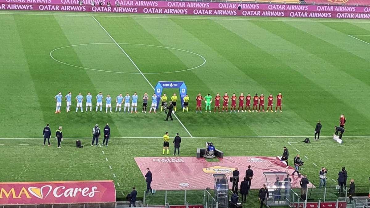 RIVIVI DIRETTA - Roma - Lazio 2-0: Mkhitaryan e Pedro decidono il derby