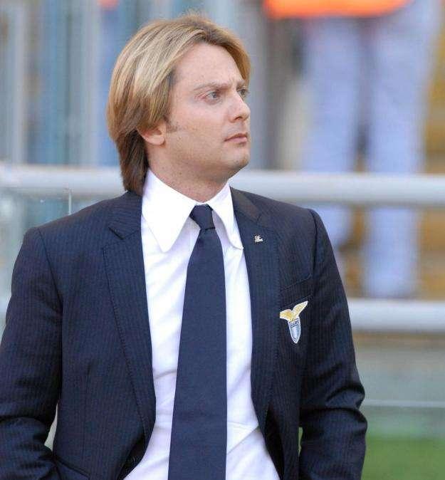 De Martino chiarisce la questione dei cori razzisti: "È stata una comunicazione errata"