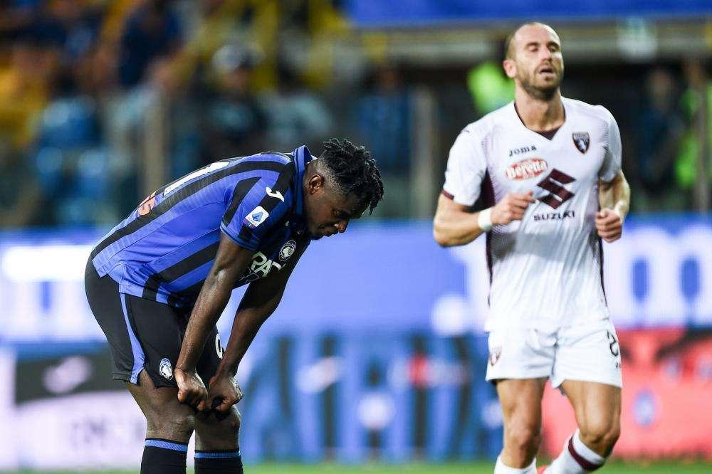 Atalanta, per Zapata lesione di primo grado all'adduttore: niente Lazio