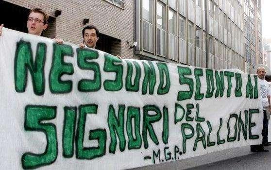 Fondi Lega, Repubblica: “Salvini protestava contro debito della Lazio”