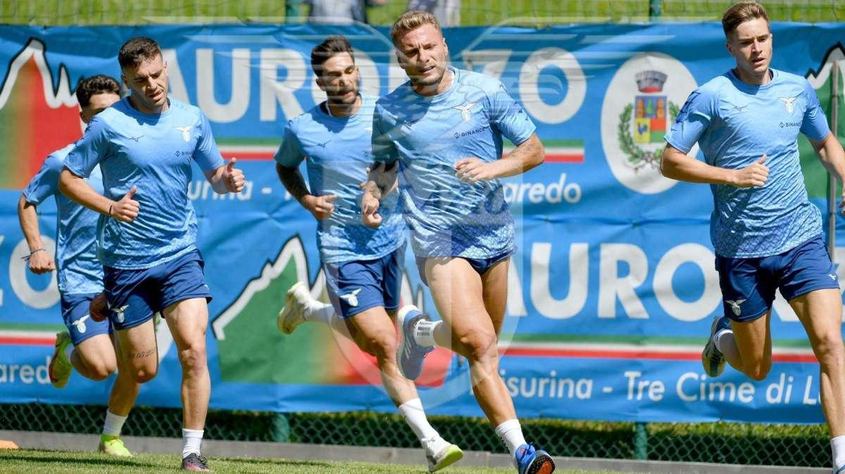 GRASSAU - Lazio, avanti con la preparazione: Sarri senza due calciatori