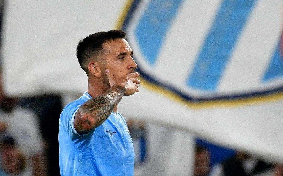 Lazio | Sarri e il retroscena su Vecino: "Offerta del Galatasaray? Sì, mi ha chiamato..."