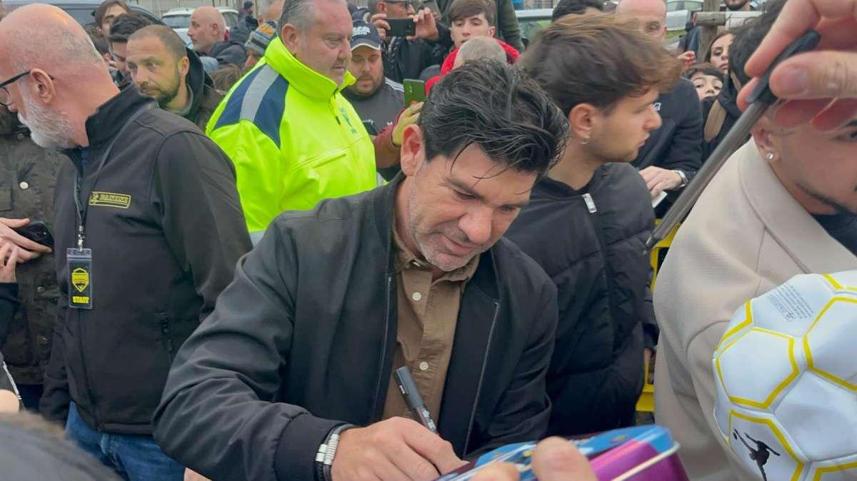 Lazio, Salas canta il famoso coro: "Che ce frega de Ronaldo..." - VIDEO