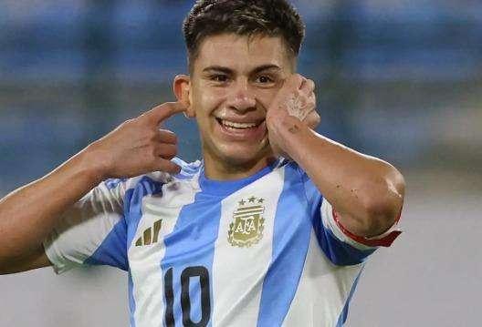 Calciomercato Lazio | Echeverri, il Manchester City ha deciso: andrà in prestito, ecco dove