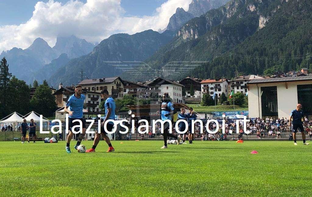 RITIRO LAZIO, GIORNO 7 - Strakosha arriva allo Zandegiacomo, Alia torna a Roma