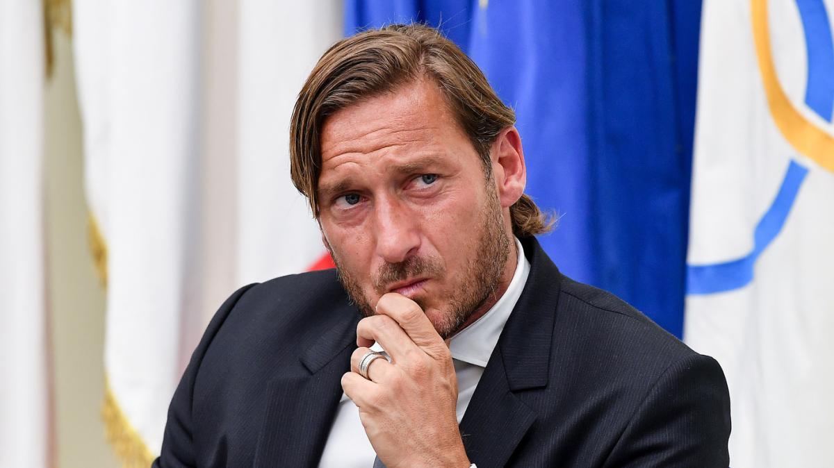 Totti: "Roma, non voglio fare la bella statuina! Da dirigente..."