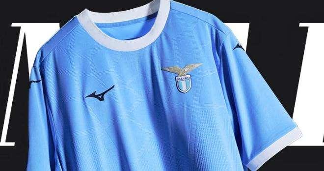 Lazio, gaffe della società? Spoilerate le maglie sullo store online - FOTO