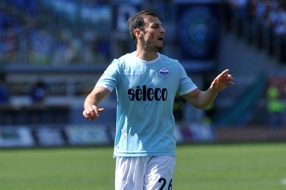 Radu a caccia di record: nel mirino Favalli e le 400 presenze con la Lazio