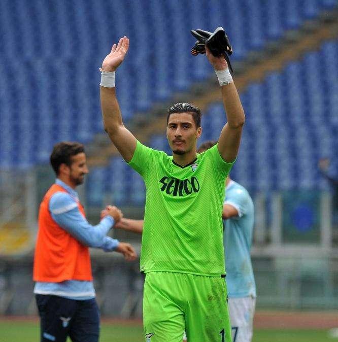 Strakosha si complimenta con Milinkovic e Luis Alberto: "Bravi ragazzi, grande debutto in Nazionale!"