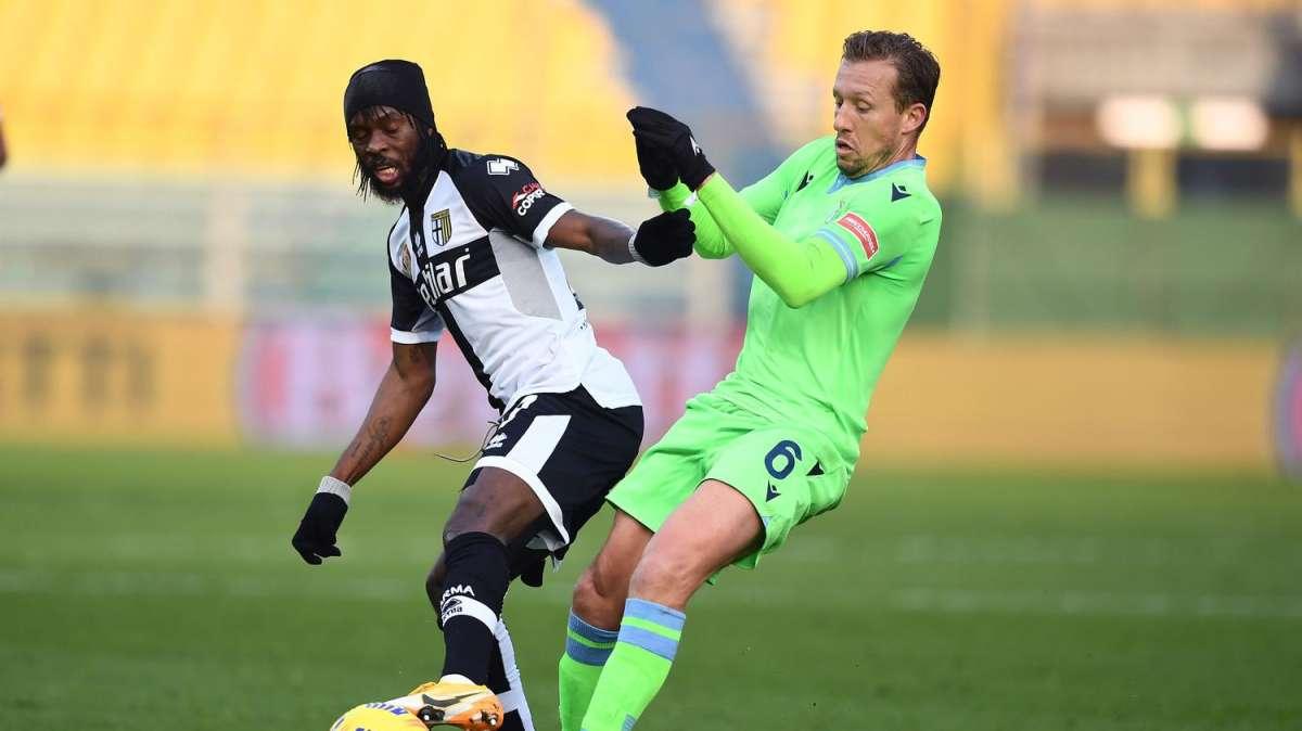 Lazio, i complimenti della società per le 100 presenze di Lucas Leiva - FT