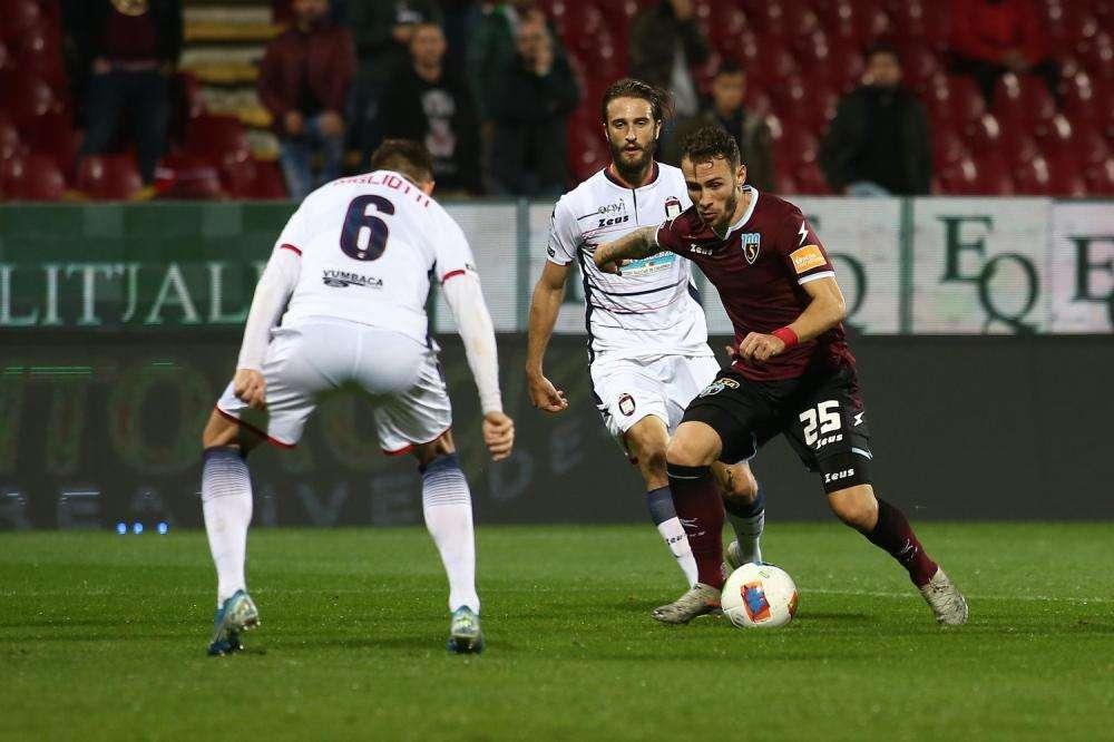 Empoli - Salernitana, Lombardi a segno con un gran diagonale