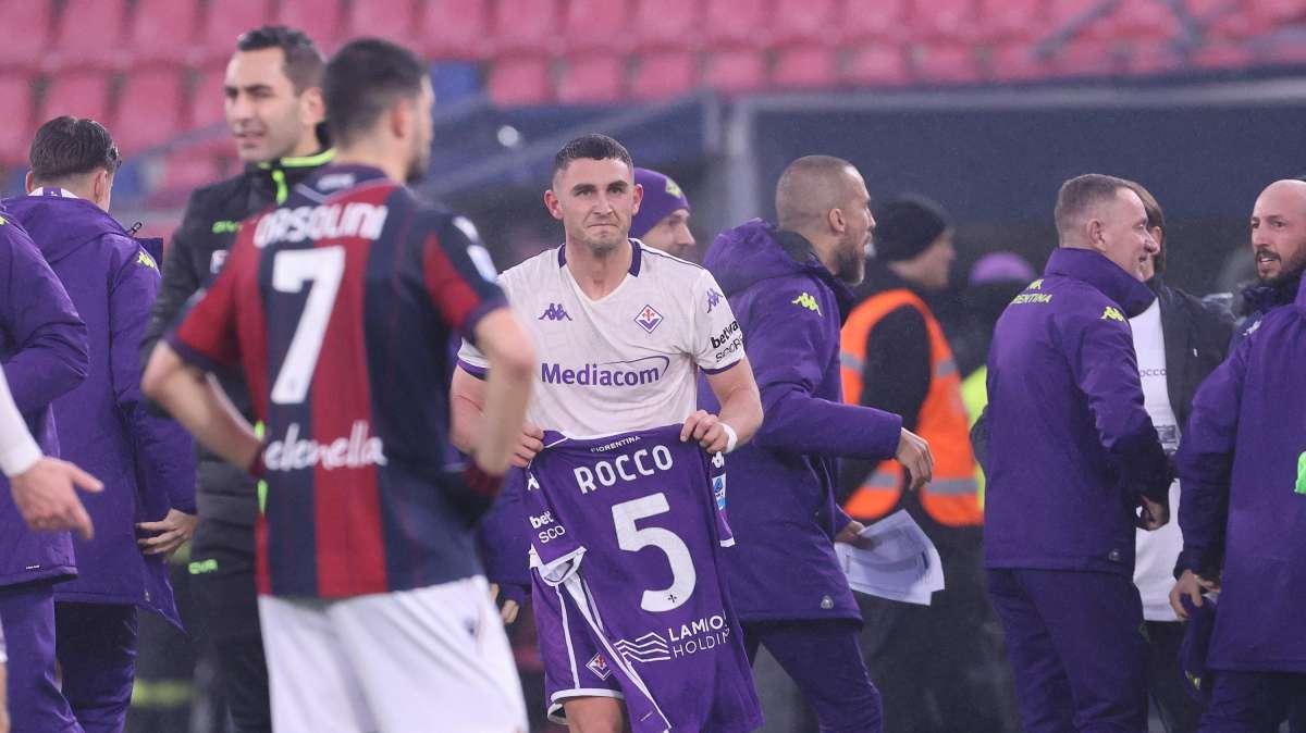 Serie A, la Fiorentina serve un assist alla Lazio: battuto il Bologna