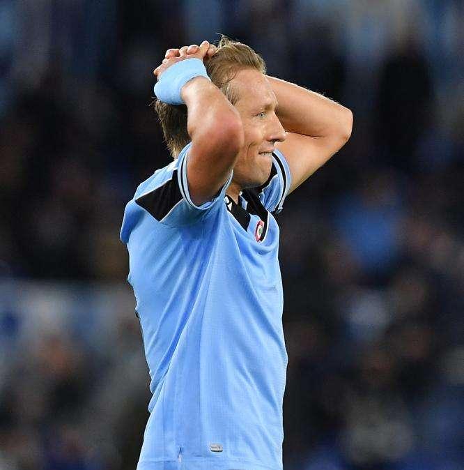 Lazio, Leiva e il rebus operazione: rischio stop 3 mesi. E sul mercato...