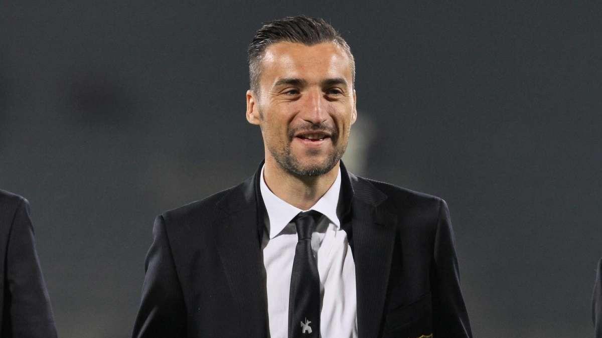 Covid-19, vice team manager Chievo ricoverato. Il dg: "Tre casi certi e uno dubbio"