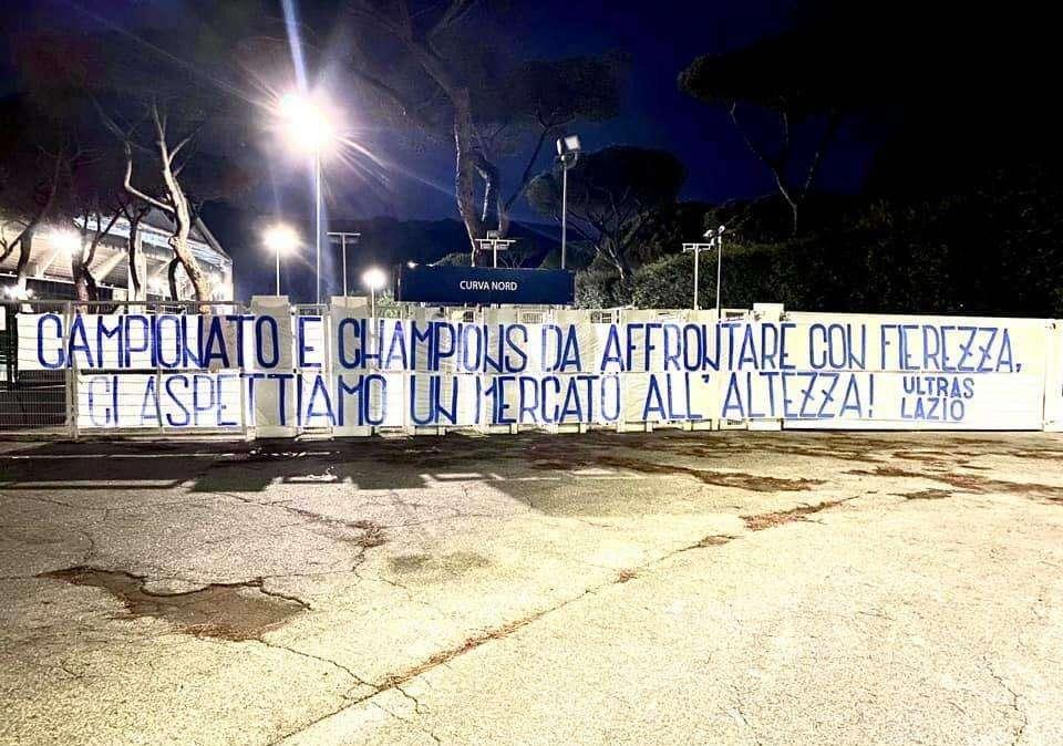 Lazio, l’urlo della Curva Nord: “Vogliamo un mercato all'altezza” - FT