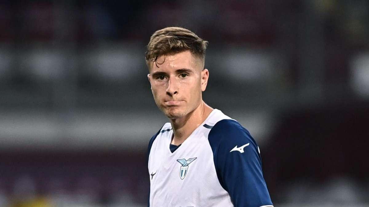 Lazio, si lavora alle uscite: cercasi sistemazione per Basic e Hysaj