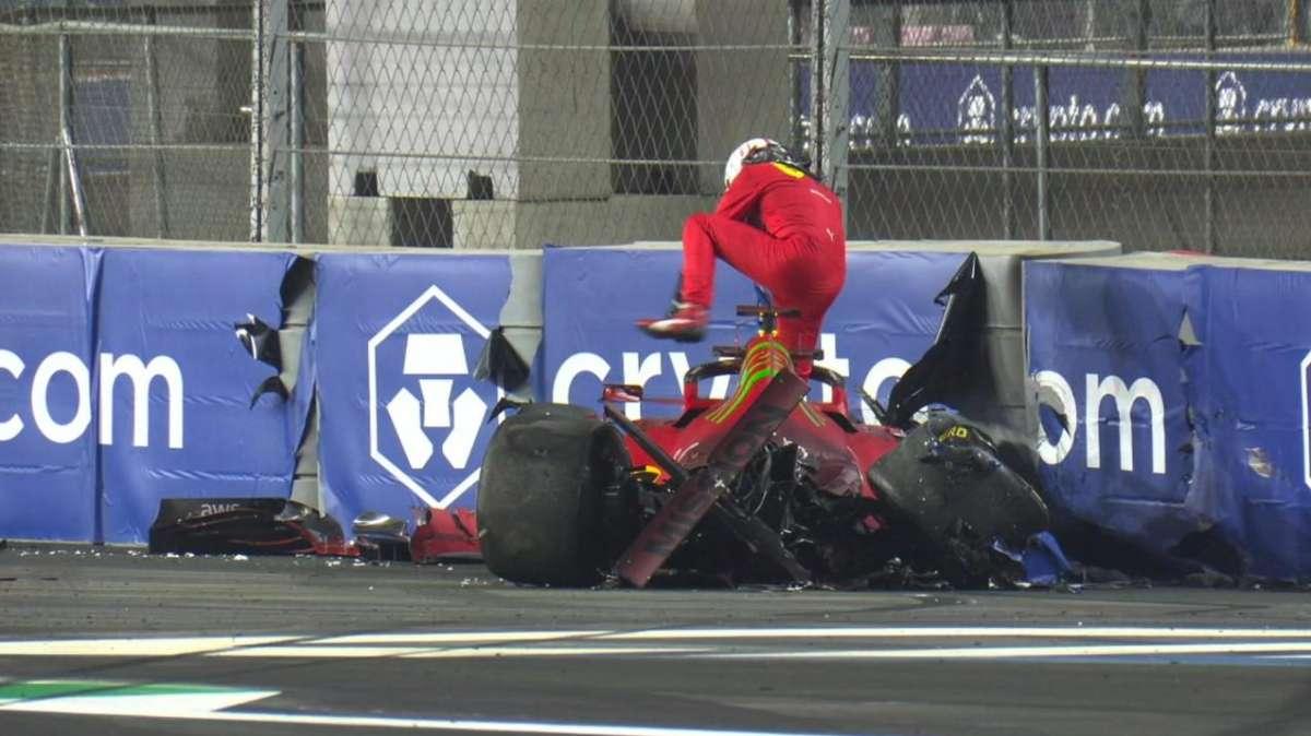 F1 | Ferrari, botto pauroso di Leclerc a Gedda, Gp Arabia Saudita
