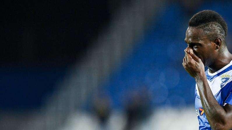 Brescia - Inter, gestaccio di Balotelli ai tifosi nerazzurri: rischia una squalifica - FT