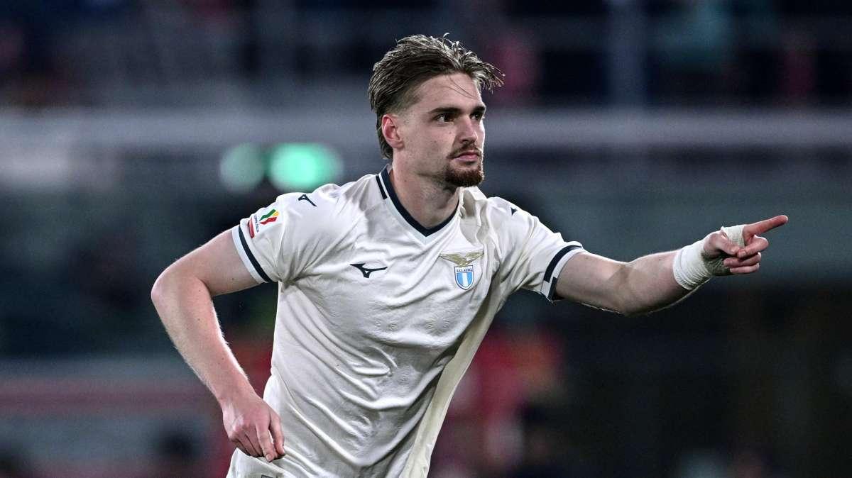 Lazio, Sarri pazzo di Taylor: l'olandese è già un pilastro della mediana