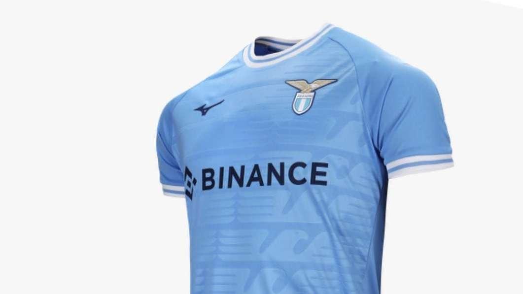 Lazio, presentazione divise Mizuno: ecco la nuova maglia - FOTO&VIDEO