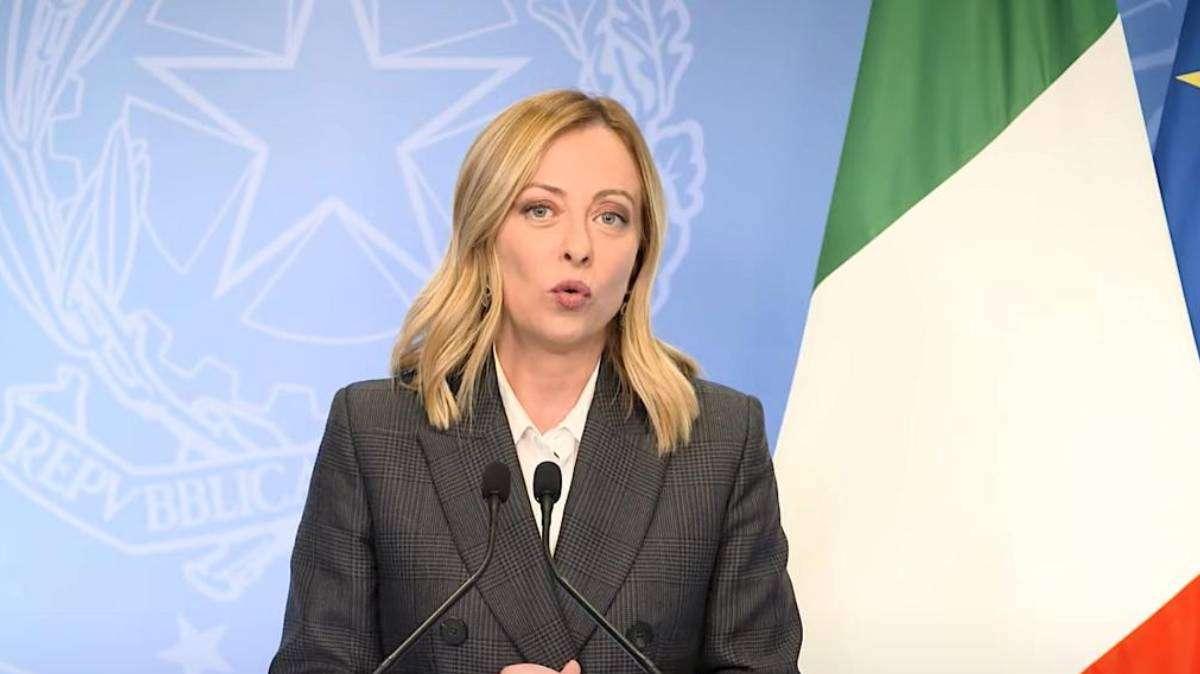 Meloni, la famiglia tifa Lazio: la confessione della madre