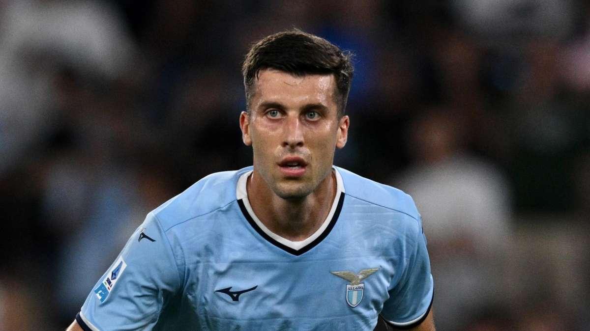 Bologna, Italiano elogia Casale: "Si sente apprezzato, è un difensore forte"