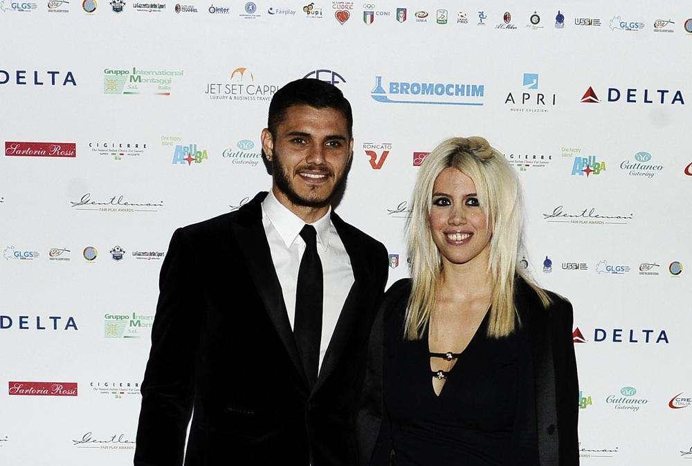 Telenovela Icardi, la proposta hot e le condizioni dettate: gli aggiornamenti