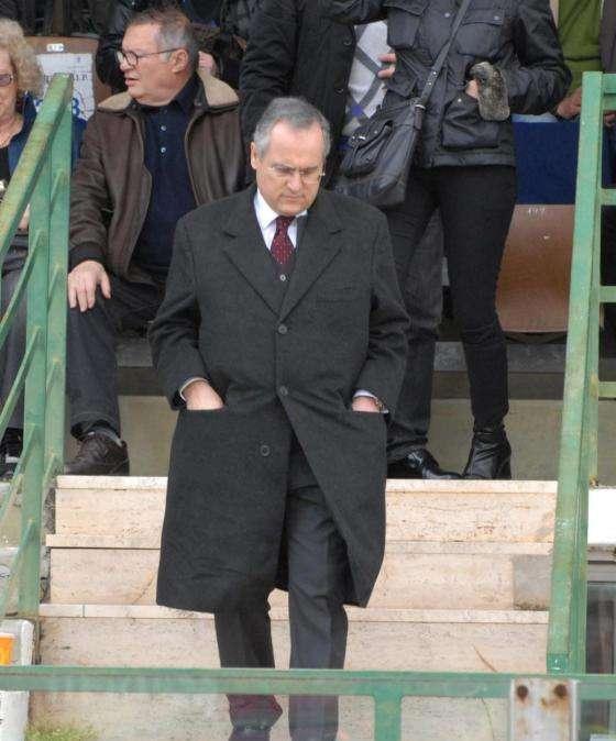 Bilanci, accuse e veleni: storia di 550 milioni di debiti mai esistiti. E di una Lazio che non cresce più