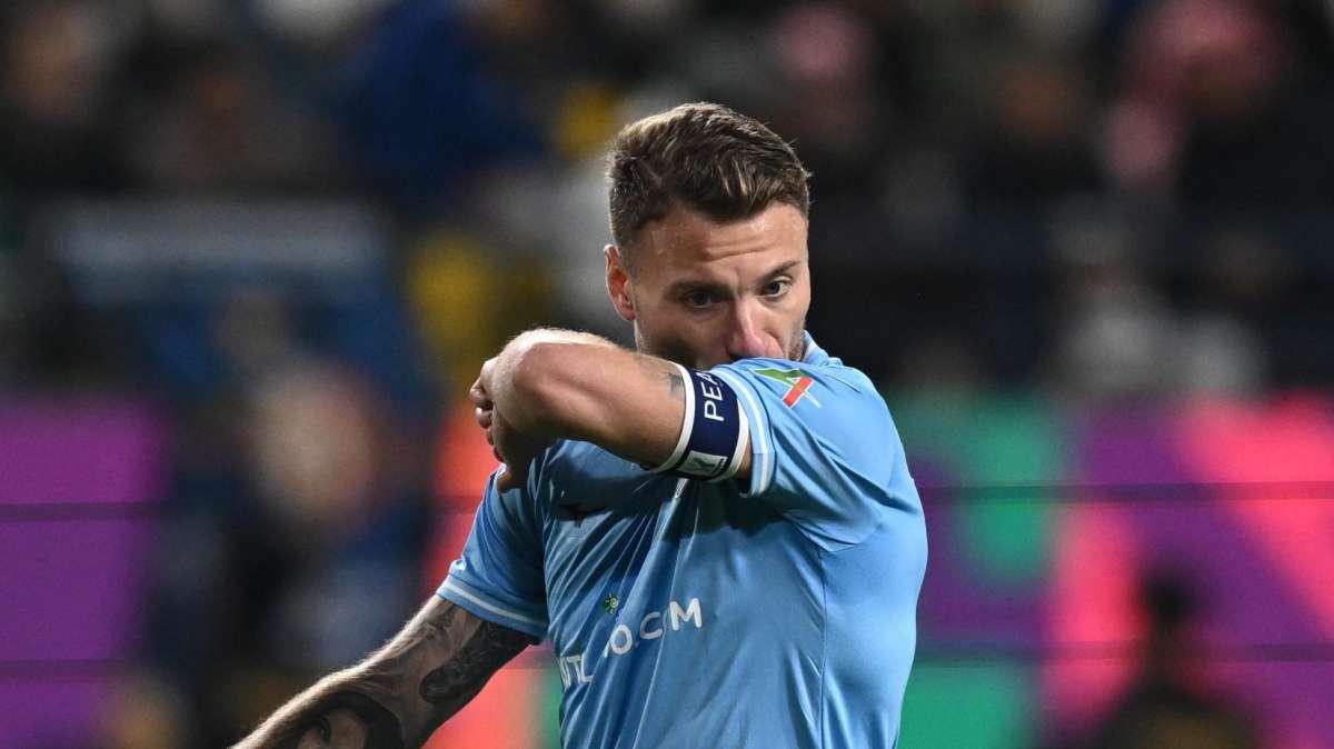 Lazio, Sarri su Immobile: "Ha preso un colpo, nel secondo tempo..."