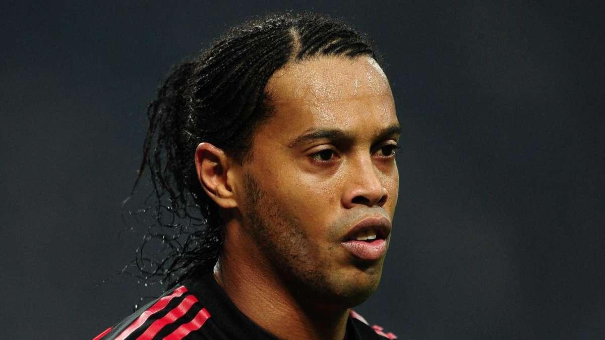 Ronaldinho si ritira da tifoso del Brasile: "Squadra mediocre, non la guarderò"