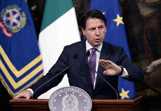Politica / Russiagate, Conte: "Salvini chiarisca cosa ha fatto a Mosca"