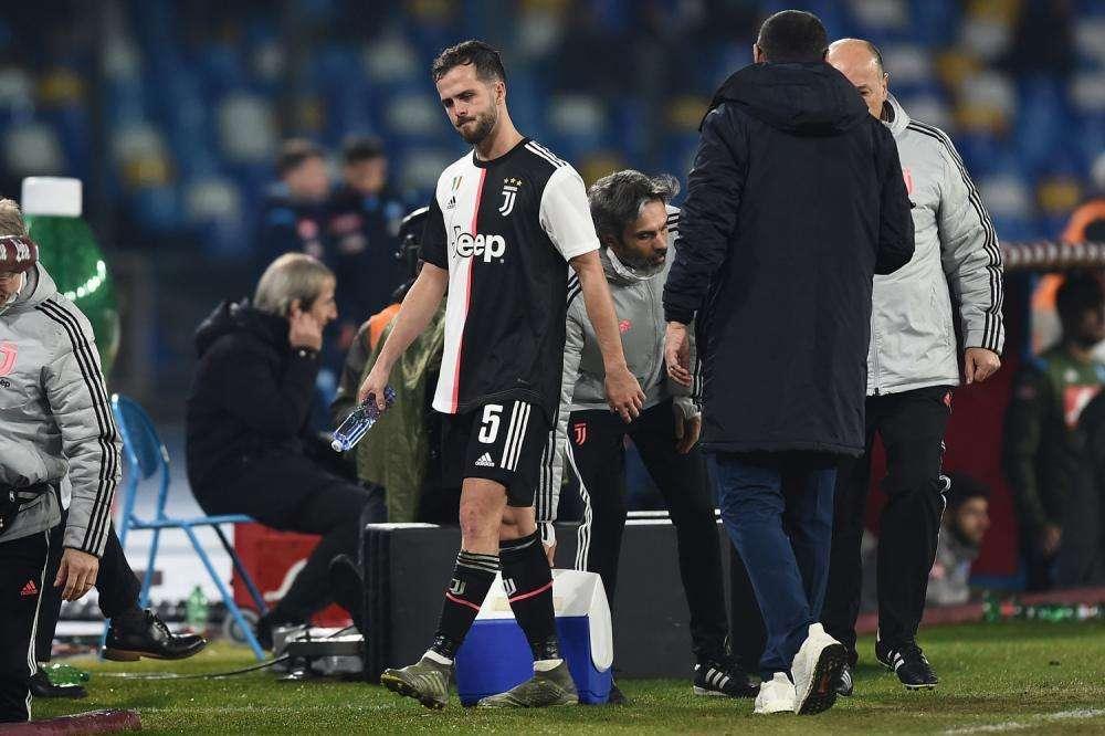 Juventus, problemi in paradiso: momenti di tensione in allenamento tra Pjanic e Sarri