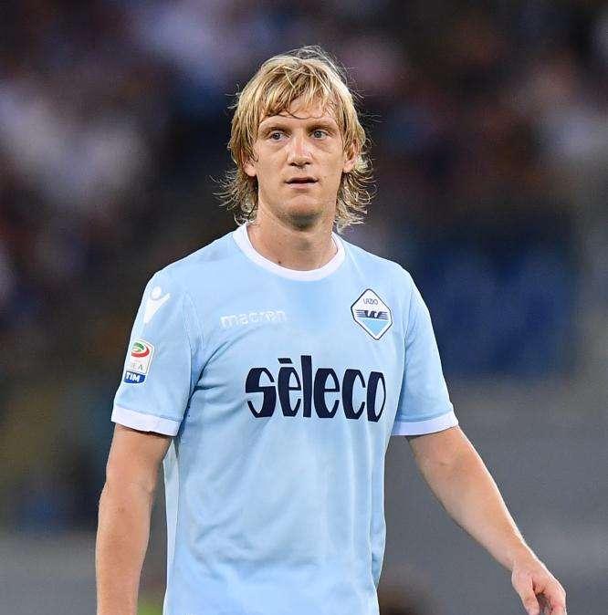 Basta: "Il 2017 è stato l’anno più bello della mia vita, ora voglio la Champions con la Lazio"