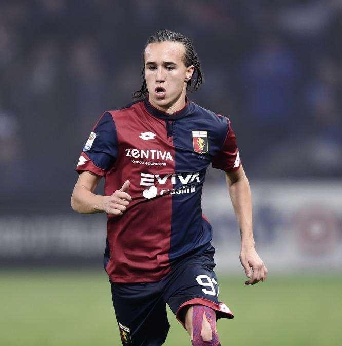 Calciomercato Lazio, concorrenza per Laxalt: il Benfica cerca l'accordo con il Genoa