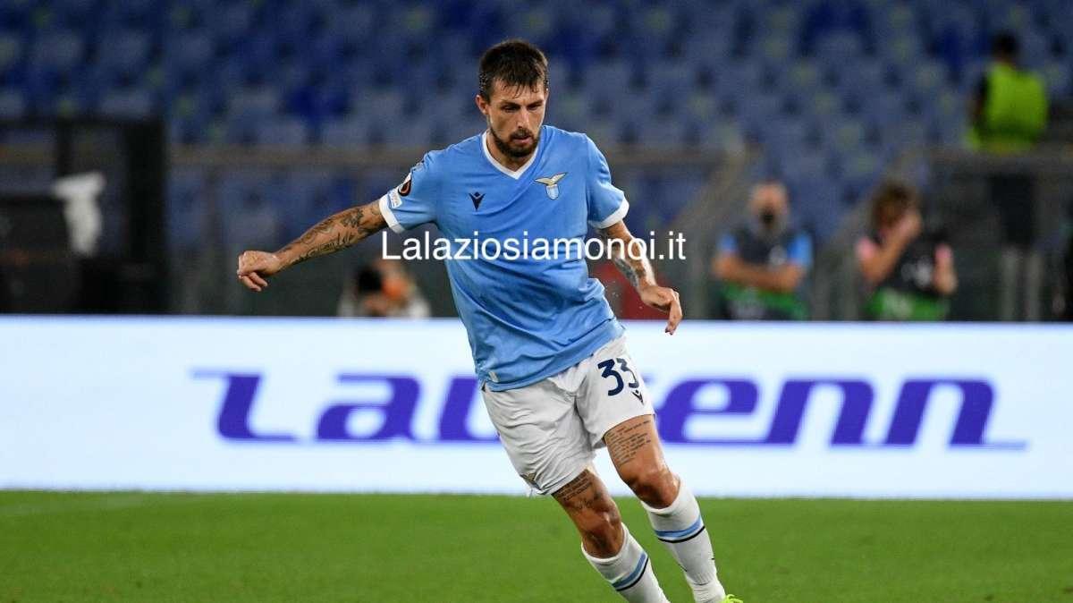 Lazio, primo successo in Europa League: la gioia del giorno dopo di Acerbi - FOTO