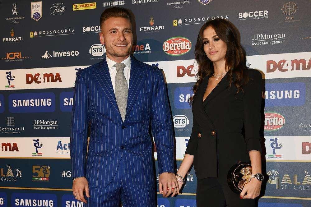 Immobile, Ciro e Jessica donano le uova di Pasqua ai pazienti del Bambin Gesù - FT