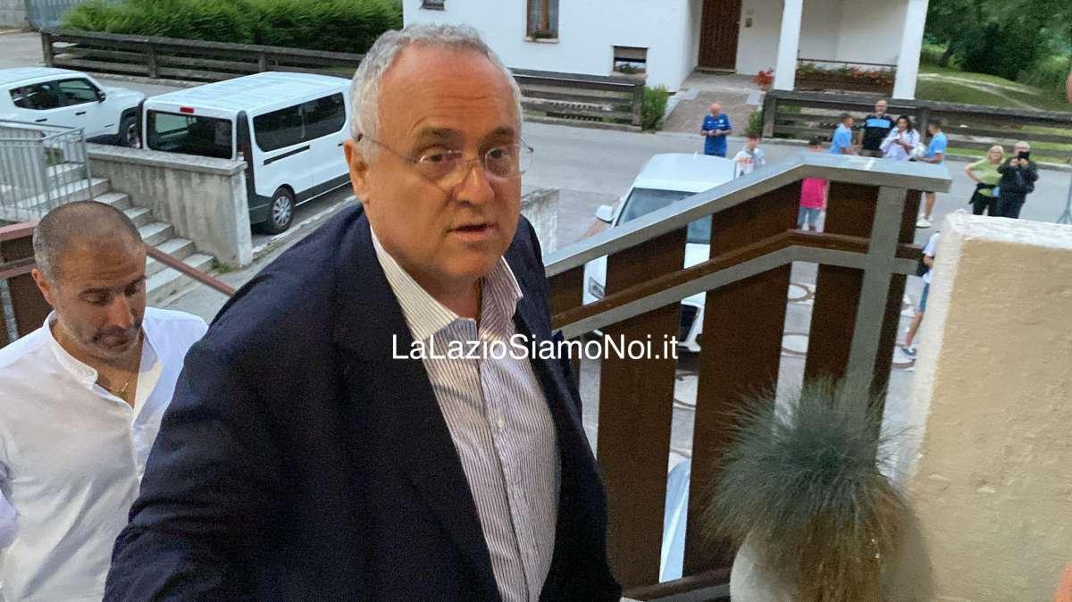 Lazio, cena di squadra: presente anche Lotito - FOTO & VIDEO
