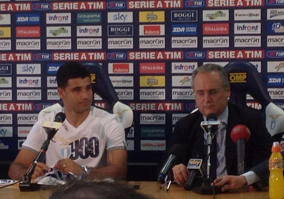 RIVIVI LA DIRETTA - Ederson si presenta: "Fondamentale la stima della società, sono felice.. Sogno il numero 10"... Lotito: "Per Yilmaz c'è una trattativa, speriamo vada bene" - VIDEO