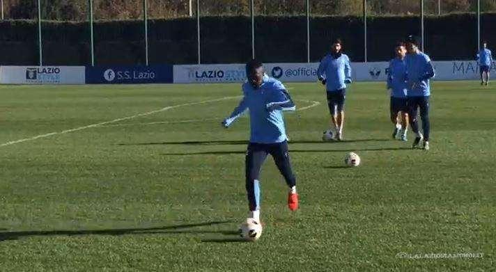 Lazio, Bobby c'è: Adekanye rientra in gruppo e spera in una maglia - VD