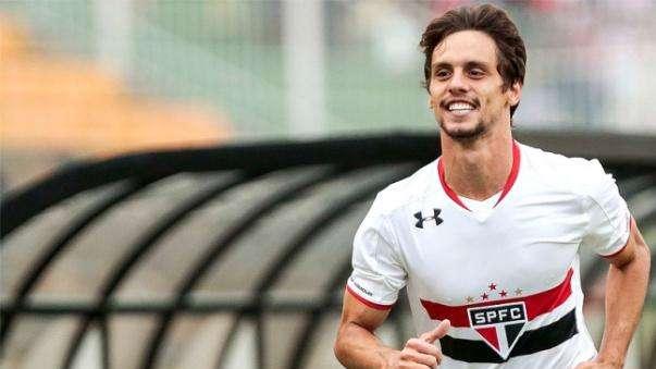 Calciomercato Lazio, ritorno di fiamma per Rodrigo Caio. De Roon si avvicina: c'è l'offerta