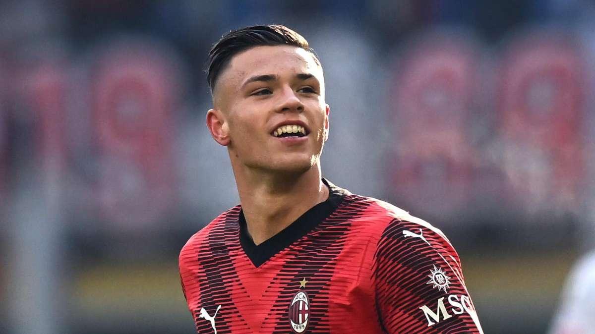 Calciomercato Lazio | Nuovi giovani per la difesa: obiettivo Simic. E per l'offerta...