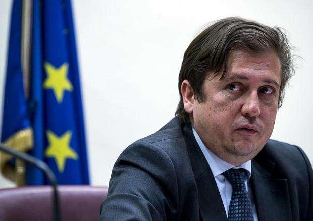 Coronavirus / Sileri (vicemin. Salute): "Dal 1° giugno probabili gli spostamenti tra regioni"