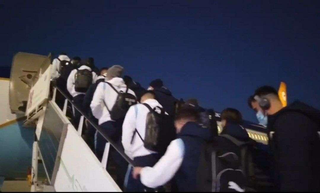 Atalanta - Lazio, è tempo di vigilia: la squadra in partenza per Bergamo - VIDEO